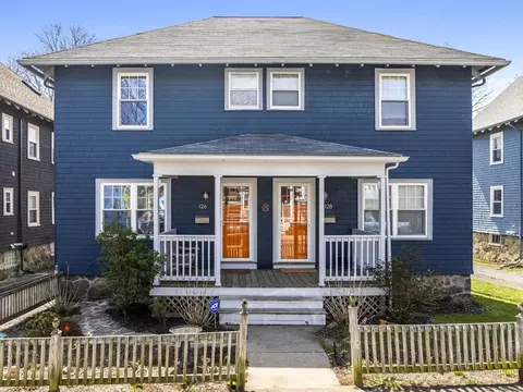 126 Tyndale St #126, Roslindale, MA 02131
