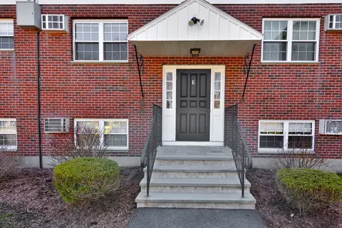 6 Venice St #E6, Danvers, MA 01923 photo 2