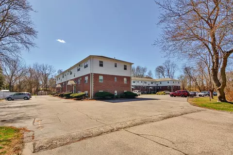 6 Venice St #E6, Danvers, MA 01923 photo 6