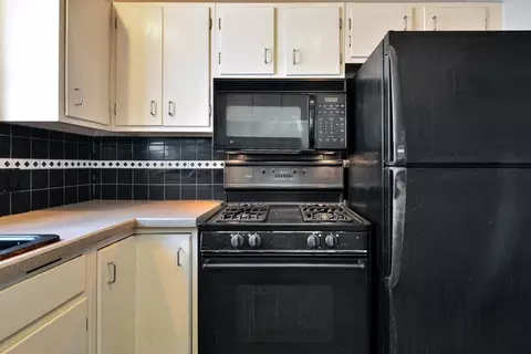 6 Venice St #E6, Danvers, MA 01923 photo 11