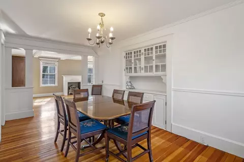 Dining - 121 Leonard St, Gloucester, MA 01930 photo 2 of 4