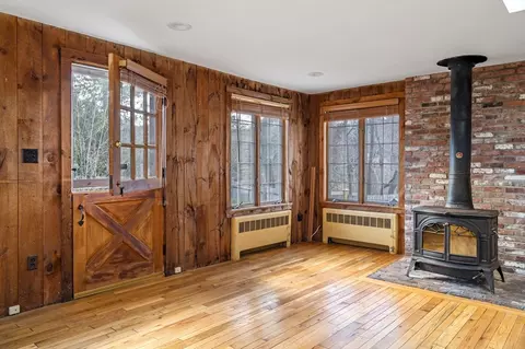 Other - 121 Leonard St, Gloucester, MA 01930 photo 3 of 10