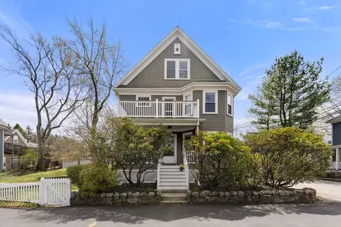 18 Glenland Rd #1, Brookline, MA 02467