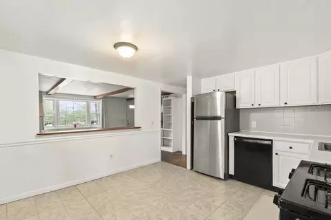 Kitchen - 18 Linwood Ave, Wareham, MA 02571 photo 1 of 2