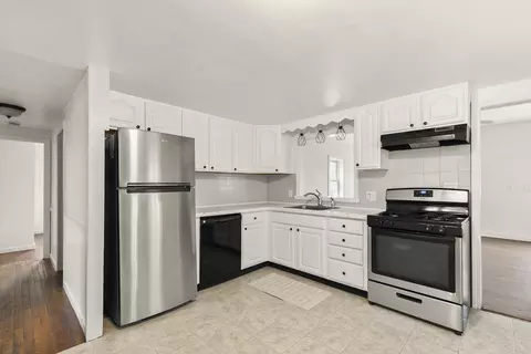 Kitchen - 18 Linwood Ave, Wareham, MA 02571 photo 2 of 2
