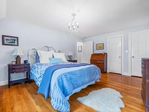 Bedroom - 130 Beverly Rd, Brookline, MA 02467 photo 3 of 6