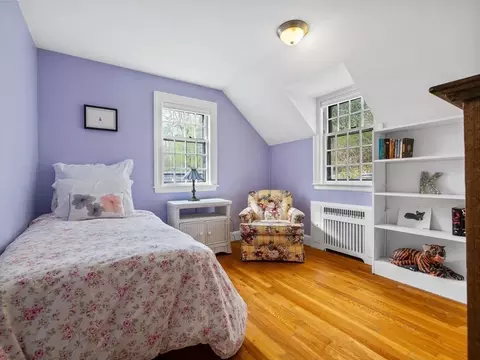 Bedroom - 130 Beverly Rd, Brookline, MA 02467 photo 5 of 6
