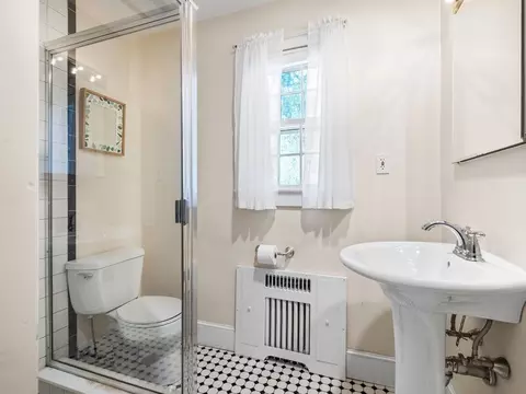 Bath - 130 Beverly Rd, Brookline, MA 02467 photo 1 of 3