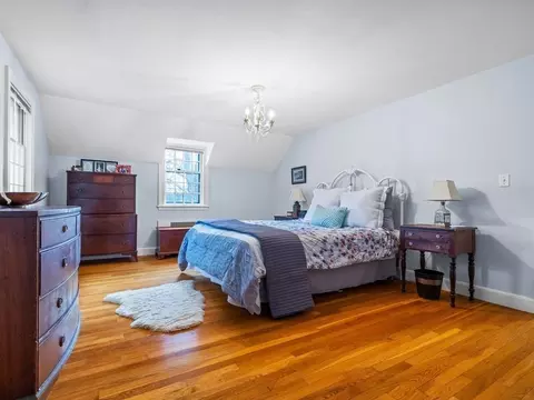 Bedroom - 130 Beverly Rd, Brookline, MA 02467 photo 2 of 6