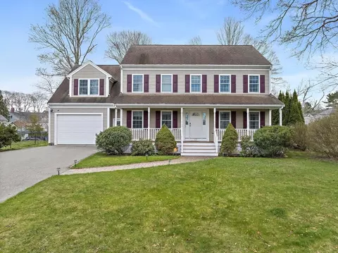 87 Union St, Weymouth, MA 02190