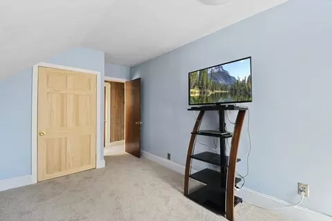 Bedroom - 15 Bardsley St, Acushnet, MA 02743 photo 5 of 10