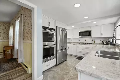Kitchen - 15 Bardsley St, Acushnet, MA 02743 photo 1 of 5