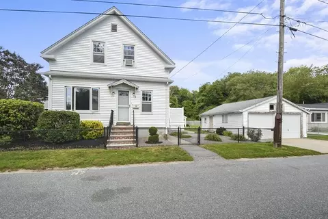 Exterior - 15 Bardsley St, Acushnet, MA 02743 photo 2 of 8
