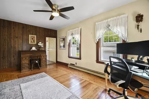 Living - 15 Bardsley St, Acushnet, MA 02743 photo 2 of 7