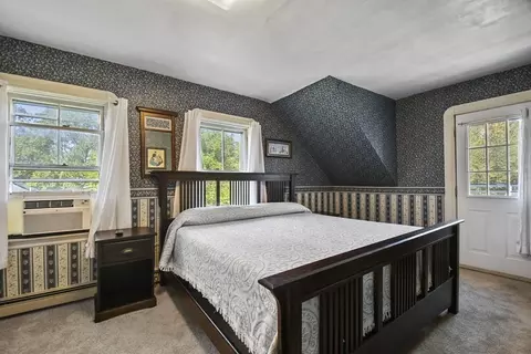 Bedroom - 15 Bardsley St, Acushnet, MA 02743 photo 7 of 10