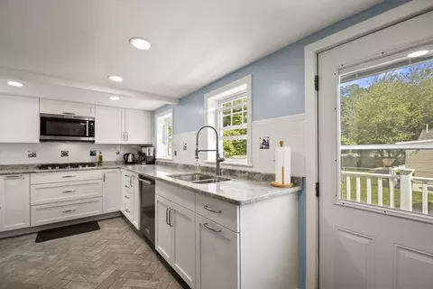Kitchen - 15 Bardsley St, Acushnet, MA 02743 photo 2 of 5
