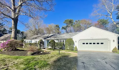24 Micah Hamlin Rd, Centerville, MA 02632