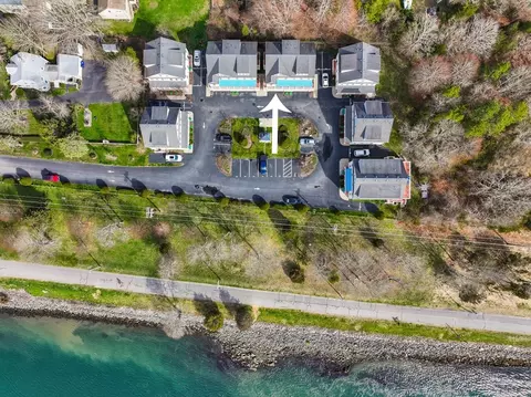 View/Area - 10 Honora Ct #10, Bourne, MA 02532 photo 9 of 9