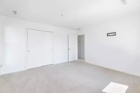 Bedroom - 10 Honora Ct #10, Bourne, MA 02532 photo 6 of 6