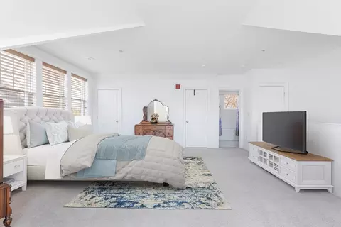 Bedroom - 10 Honora Ct #10, Bourne, MA 02532 photo 2 of 6