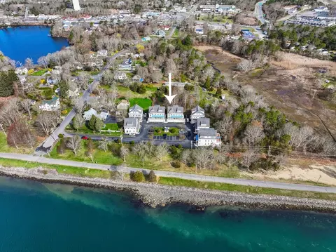 View/Area - 10 Honora Ct #10, Bourne, MA 02532 photo 7 of 9