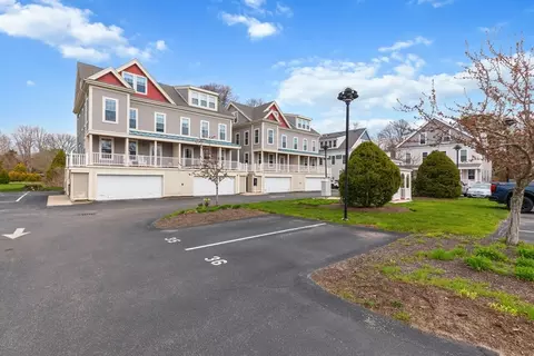 Exterior - 10 Honora Ct #10, Bourne, MA 02532 photo 3 of 5