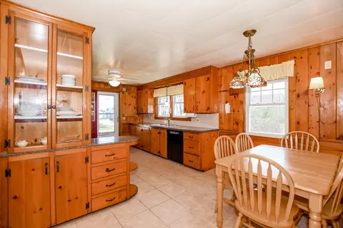 Kitchen - 1 Glen Ave, Wareham, MA 02571 photo 1 of 3