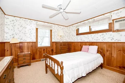 Bedroom - 1 Glen Ave, Wareham, MA 02571 photo 4 of 12