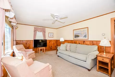 Living - 1 Glen Ave, Wareham, MA 02571 photo 2 of 4