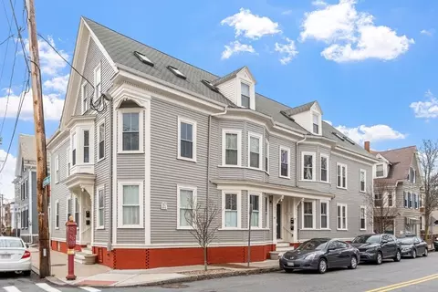 66 Essex St #1, Salem, MA 01970