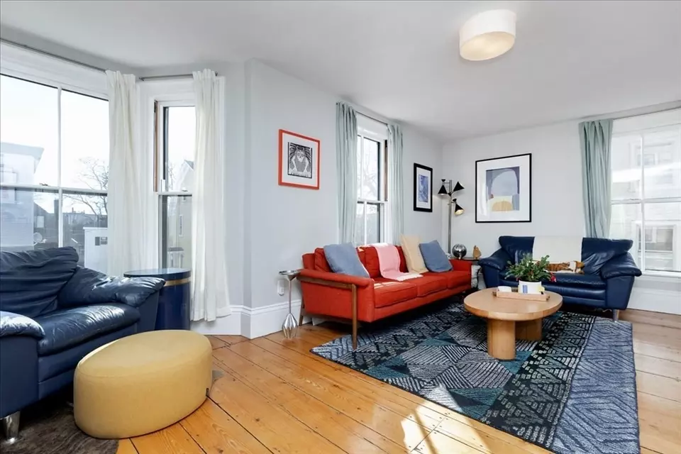 Living - 16 Summer St #3, Salem, MA 01970 photo 3 of 6