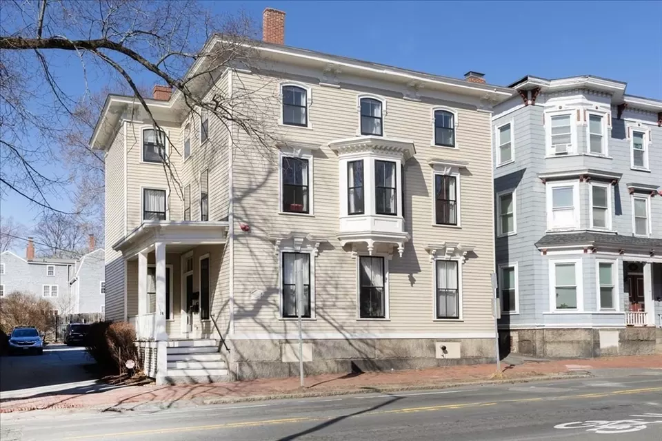 Exterior - 16 Summer St #3, Salem, MA 01970 photo 2 of 4