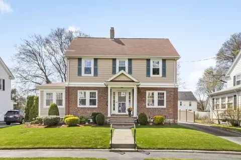 126 Lincoln Rd, Medford, MA 02155