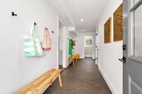 Entry Way - 28 Rose Ave, Marblehead, MA 01945 photo 2 of 2