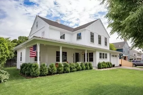 Exterior - 28 Rose Ave, Marblehead, MA 01945 photo 5 of 5