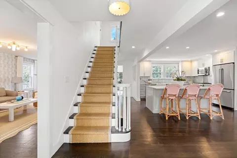 Entry Way - 28 Rose Ave, Marblehead, MA 01945 photo 1 of 2