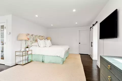Bedroom - 28 Rose Ave, Marblehead, MA 01945 photo 3 of 7