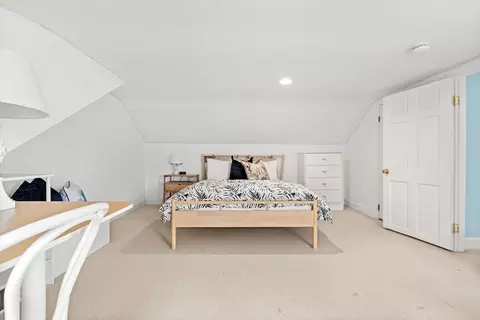 Bedroom - 28 Rose Ave, Marblehead, MA 01945 photo 6 of 7