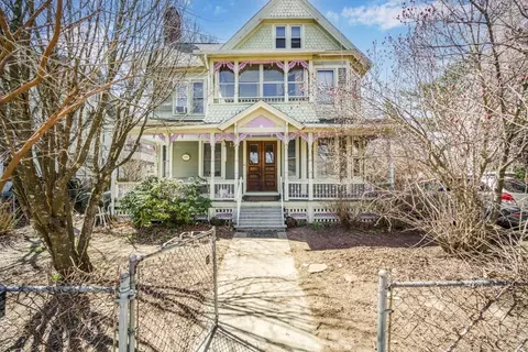 Exterior - 120 Westminster St, Springfield, MA 01109 photo 2 of 6