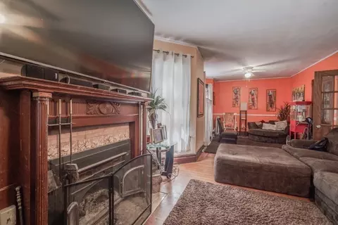 Living - 120 Westminster St, Springfield, MA 01109 photo 1 of 5