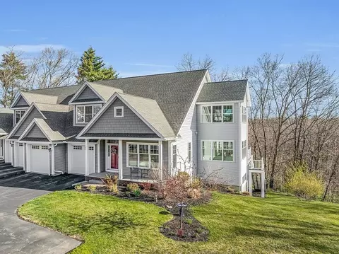 18 Riverview Hts #56, Amesbury, MA 01913
