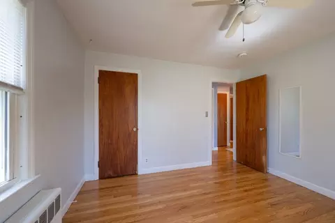Bedroom - 7 Beechwood Ave, Easthampton, MA 01027 photo 1 of 5