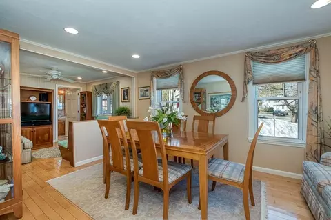 Dining - 34 Barrows St, Dedham, MA 02026 photo 3 of 7