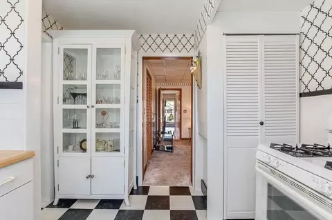 Dining - 34 Barrows St, Dedham, MA 02026 photo 6 of 7