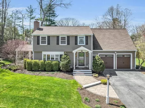 4 Thoreau Rd, Acton, MA 01720