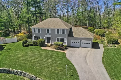 10 Jacob Cobb Ln, Northborough, MA 01532