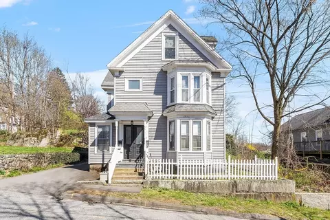 19 Columbia St, Ayer, MA 01432