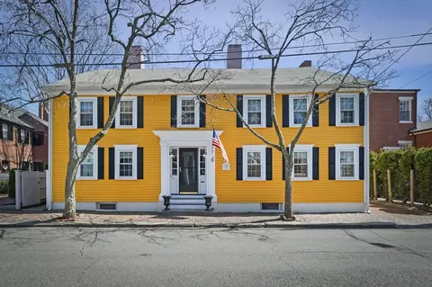 6 Oliver St, Salem, MA 01970