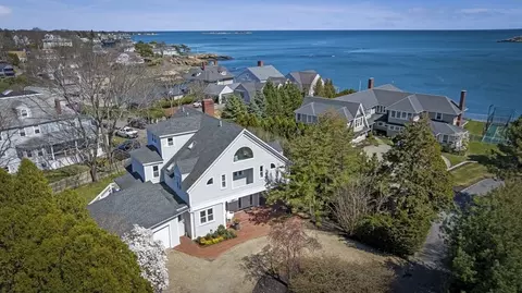 10 Rolleston Rd, Marblehead, MA 01945