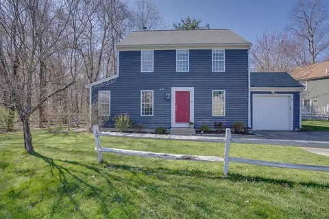 23 Blueberry Ln, Hudson, MA 01749